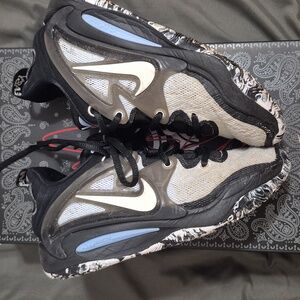 KD 15 Basketball Shoes White-Black-Royal Tint Size 3.5 Youth